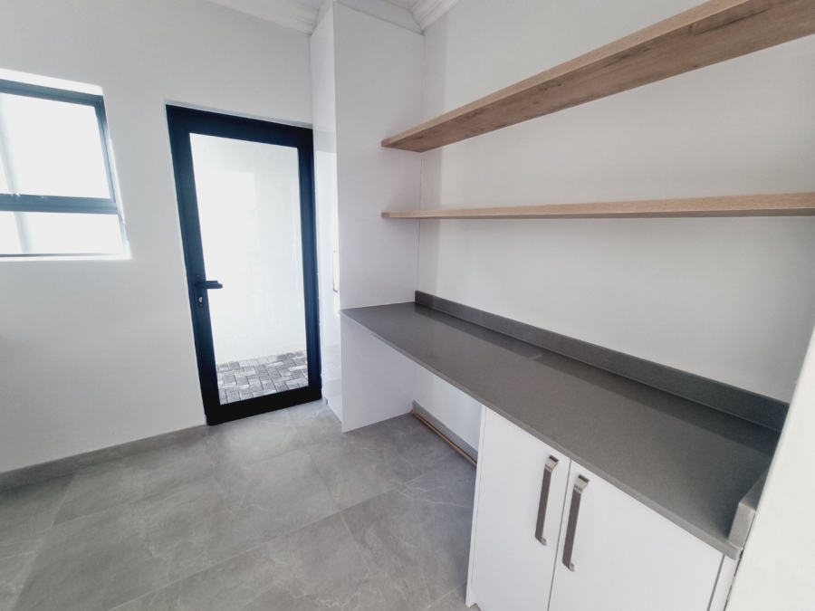 3 Bedroom Property for Sale in Sandown Western Cape